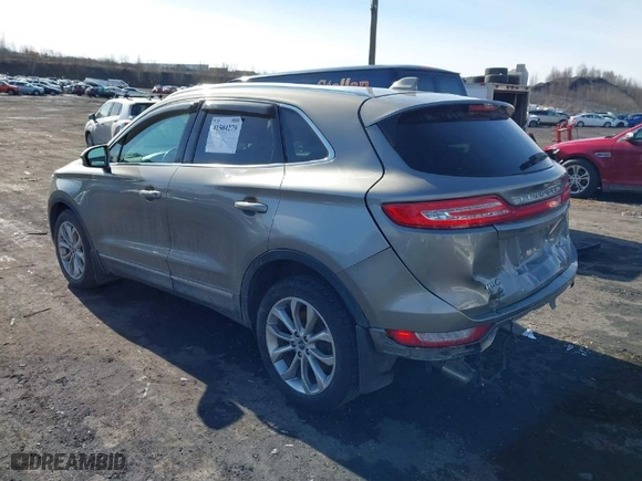 2016 Lincoln MKC Select with VIN 5LMCJ2D95GUJ08172, listed as a IAAI auction lot 41504279 with 73,425 mi miles. Bid and sale history available at carsss.com. Image 3.