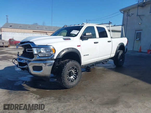 2019 Ram 2500 Tradesman with VIN 3C6UR5CJXKG596863, listed as a IAAI auction lot 41501007 with 64,518 mi miles. Bid and sale history available at carsss.com. Image 2.