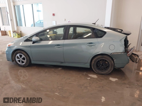 2015 Toyota Prius Four with VIN JTDKN3DU4F1932875, listed as a IAAI auction lot 41697847 with 306,594 mi miles. Bid and sale history available at carsss.com. Image 14.