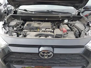 2022 Toyota RAV4 XLE Premium with VIN JTMC1RFV0ND085813, listed as a IAAI auction lot 42152401 with 86,707 mi miles and . Bid and sale history available at DreamBid. Image 10.