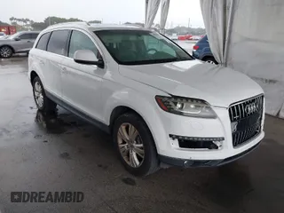 2010 Audi Q7 3.6L Premium Plus with VIN WA1LYAFE6AD007604, listed as a IAAI auction lot 41955633 with 240,433 mi miles. Bid and sale history available at carsss.com. Image 1.