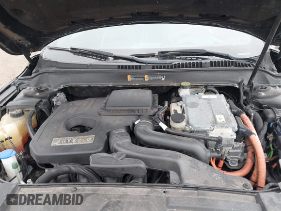 2017 Lincoln MKZ Hybrid Premiere with VIN 3LN6L5KU8HR601114, listed as a IAAI auction lot 41503506 with 86,629 mi miles. Bid and sale history available at carsss.com. Image 10.