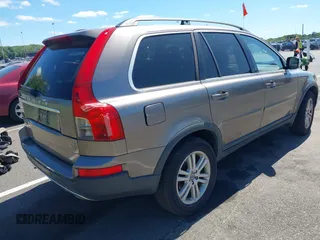 2010 Volvo XC90 I6 с VIN YV4982CZ3A1545799, выставлен на аукционе IAAI как лот 42298055 с пробегом 160 859 миль миль и . История ставок и продаж доступна на DreamBid. Изображение 4.
