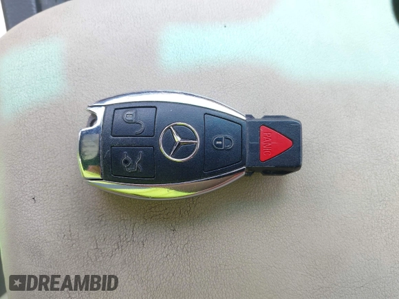 2013 Mercedes-Benz E 350 Luxury with VIN WDDHF5KB9DA736261, listed as a IAAI auction lot 42046251 with 206,787 mi miles and . Bid and sale history available at DreamBid. Image 11.
