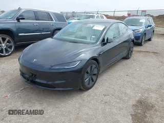 2024 Tesla Model 3 z VIN 5YJ3E1EA5RF870377, wystawiony jako IAAI lot #41933727 z przebiegiem 2 183 mil mil oraz . Historia ofert i sprzedaży dostępna na DreamBid. Obrazek 20.