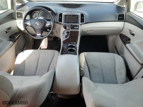 2010 Toyota Venza with VIN 4T3ZA3BB3AU024388, listed as a Copart auction lot 52187565 with 142,068 mi miles and Clean Title. Bid and sale history available at carsss.com. Image 8.