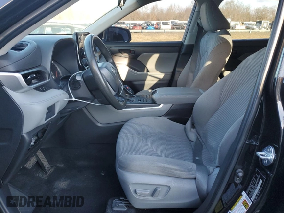 2022 Toyota Highlander L with VIN 5TDCZRBH4NS570596, listed as a Copart auction lot 88216165 with 78,577 mi miles and Salvage title. Bid and sale history available at DreamBid. Image 7.