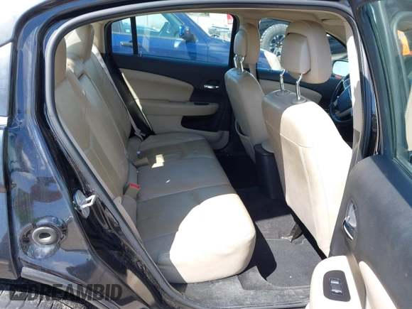2011 Chrysler 200 Limited with VIN 1C3BC2FG5BN504473, listed as a IAAI auction lot 42149762 with 146,391 mi miles. Bid and sale history available at carsss.com. Image 8.