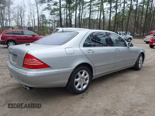 2004 Mercedes-Benz S-Class 4.3L with VIN WDBNG83J24A429403, listed as a IAAI auction lot 41744817 with 188,291 mi miles. Bid and sale history available at carsss.com. Image 4.