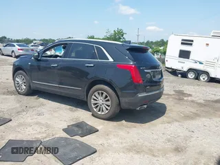 2018 Cadillac XT5 Luxury AWD z VIN 1GYKNDRS0JZ139185, wystawiony jako IAAI lot #42551426 z przebiegiem 109 699 mil mil oraz . Historia ofert i sprzedaży dostępna na DreamBid. Obrazek 3.