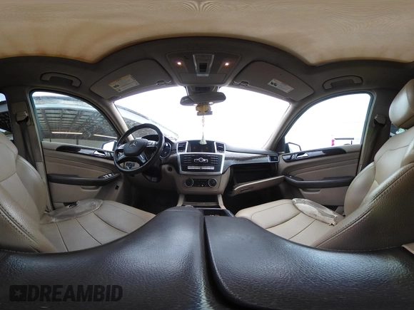 2013 Mercedes-Benz M ML 350 with VIN 4JGDA5HB4DA244103, listed as a IAAI auction lot 42106199 with 145,464 mi miles. Bid and sale history available at carsss.com. Image 18.