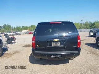 2012 Chevrolet Suburban LT с VIN 1GNSCJE06CR158154, выставлен на аукционе IAAI как лот 41981271 с пробегом 249 631 миль миль и . История ставок и продаж доступна на DreamBid. Изображение 17.