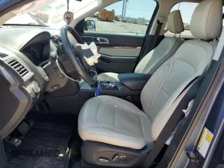 2018 Ford Explorer Platinum z VIN 1FM5K8HT4JGA54385, wystawiony jako Copart lot #57814475 z przebiegiem 105 489 mil mil oraz Szkoda całkowita • Salvage title. Historia ofert i sprzedaży dostępna na DreamBid. Obrazek 7.