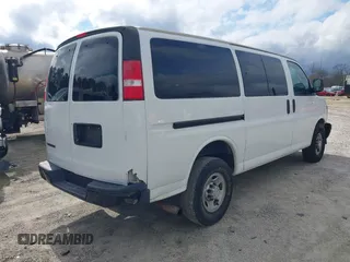 2017 Chevrolet Express Cargo Van with VIN 1GCWGAFF1H1130804, listed as a IAAI auction lot 41867205 with 191,355 mi miles. Bid and sale history available at carsss.com. Image 4.
