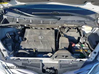 2016 Toyota Sienna XLE with VIN 5TDYK3DC6GS758189, listed as a IAAI auction lot 41598251 with 129,050 mi miles and . Bid and sale history available at DreamBid. Image 10.