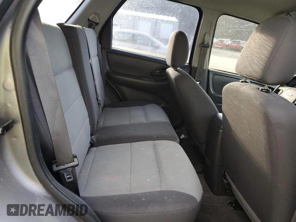 2007 Ford Escape XLS with VIN 1FMYU02Z47KB08019, listed as a Copart auction lot 36747364 with 0 mi miles and Clean Title. Bid and sale history available at carsss.com. Image 11.