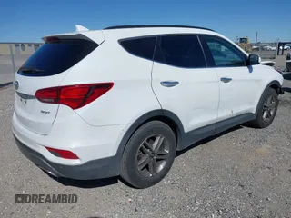 2017 Hyundai Santa Fe 2.4L z VIN 5NMZU3LB1HH045714, wystawiony jako IAAI lot #41949139 z przebiegiem 151 799 mil mil oraz . Historia ofert i sprzedaży dostępna na DreamBid. Obrazek 4.