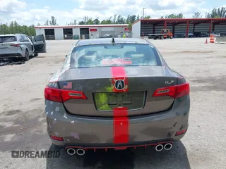 2013 Acura ILX Technology with VIN 19VDE1F70DE002429, listed as a IAAI auction lot 41921425 with 180,579 mi miles and . Bid and sale history available at DreamBid. Image 16.