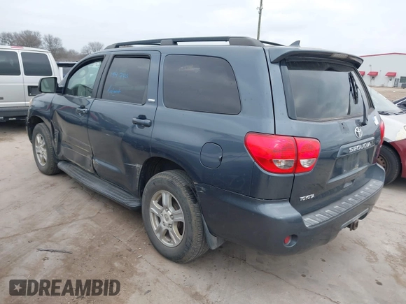 2010 Toyota Sequoia SR5 with VIN 5TDZM5G11AS001275, listed as a IAAI auction lot 41499094 with 194,750 mi miles. Bid and sale history available at carsss.com. Image 3.