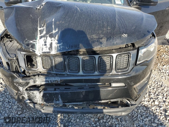2018 Jeep Compass Altitude with VIN 3C4NJCBBXJT318361, listed as a Copart auction lot 51992595 with Not provided miles and Salvage title. Bid and sale history available at DreamBid. Image 13.