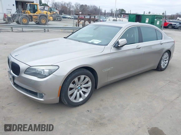 2011 BMW 7 Series 750Li xDrive with VIN WBAKC8C53BC432280, listed as a IAAI auction lot 41520006 with 114,135 mi miles. Bid and sale history available at carsss.com. Image 2.
