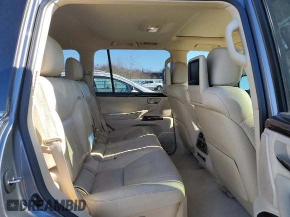 2013 Lexus LX 570 z VIN JTJHY7AX9D4126238, wystawiony jako Copart lot #43229375 z przebiegiem 183 285 mil mil oraz Czysty tytuł • Clean title. Historia ofert i sprzedaży dostępna na DreamBid. Obrazek 11.