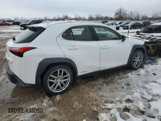 2021 Lexus UX with VIN JTHR9JBHXM2039208, listed as a Copart auction lot 86689314 with 0 mi miles and Clean Title. Bid and sale history available at carsss.com. Image 3.