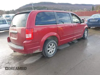 2008 Chrysler Town & Country Touring with VIN 2A8HR54P08R767693, listed as a IAAI auction lot 41886390 with 112,572 mi miles. Bid and sale history available at carsss.com. Image 4.