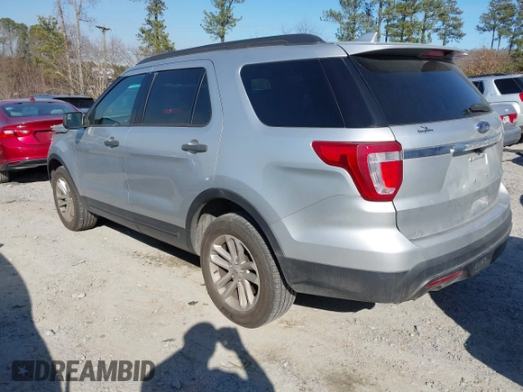 2016 Ford Explorer with VIN 1FM5K8B89GGB15484, listed as a IAAI auction lot 41653792 with 125,074 mi miles and . Bid and sale history available at carsss.com. Image 3.