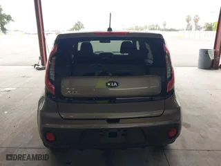 2019 Kia Soul with VIN KNDJN2A2XK7022048, listed as a IAAI auction lot 42065621 with 124,293 mi miles. Bid and sale history available at carsss.com. Image 16.