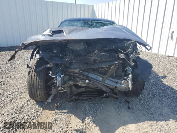 2021 Ford Mustang GT z VIN 1FA6P8CF8M5133205, wystawiony jako Copart lot #46677945 z przebiegiem Nie podano mil oraz Tytuł czysty. Historia ofert i sprzedaży dostępna na DreamBid. Obrazek 5.