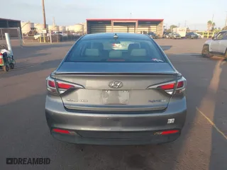 2017 Hyundai Sonata Hybrid SE with VIN KMHE24L35HA074609, listed as a IAAI auction lot 41177631 with 109,259 mi miles. Bid and sale history available at carsss.com. Image 17.