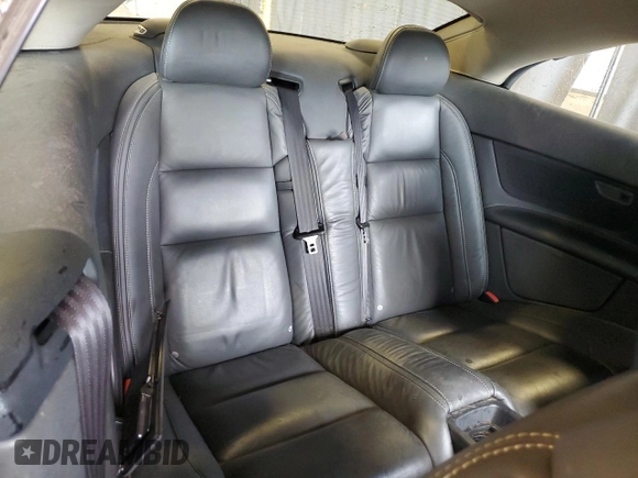 2011 Volvo C70 z VIN YV1672MC9BJ117685, wystawiony jako Copart lot #55387275 z przebiegiem 162 314 mil mil oraz Szkoda całkowita • Salvage title. Historia ofert i sprzedaży dostępna na DreamBid. Obrazek 10.