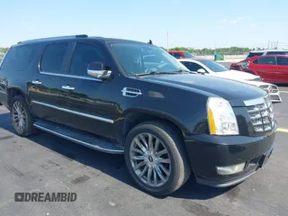 2014 Cadillac Escalade ESV Luxury z VIN 1GYS4HEF6ER130936, wystawiony jako IAAI lot #42232487 z przebiegiem 156 967 mil mil oraz . Historia ofert i sprzedaży dostępna na DreamBid. Obrazek 1.
