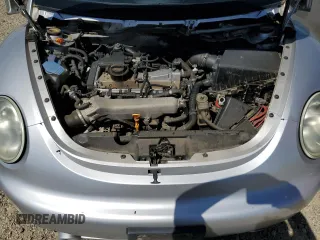 2001 Volkswagen Beetle GLX with VIN 3VWDD21C51M418611, listed as a Copart auction lot 54907905 with 131,548 mi miles and Clean Title. Bid and sale history available at DreamBid. Image 11.
