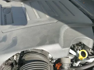 2022 Land Rover Range Rover Sport HST z VIN SALWS2RU9NA208880, wystawiony jako IAAI lot #43139537 z przebiegiem 33 198 mil mil oraz . Historia ofert i sprzedaży dostępna na DreamBid. Obrazek 19.