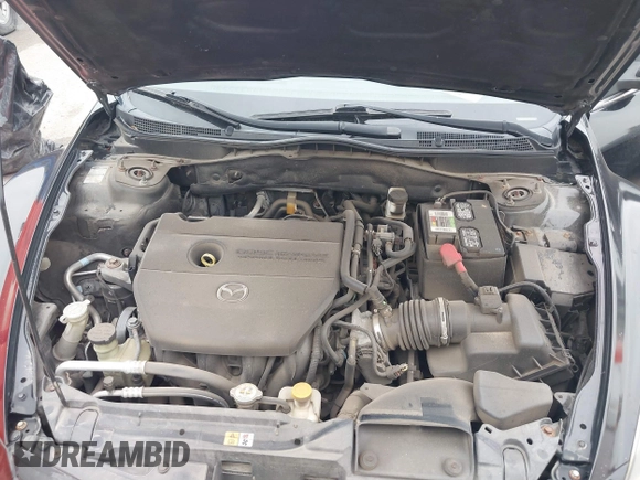 2013 Mazda 6 i Sport with VIN 1YVHZ8BH0D5M06471, listed as a IAAI auction lot 40752951 with 137,876 mi miles. Bid and sale history available at carsss.com. Image 10.