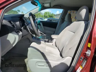 2010 Toyota Highlander with VIN 5TDBK3EH1AS027564, listed as a Copart auction lot 60463525 with 154,883 mi miles and Clean title. Bid and sale history available at DreamBid. Image 7.