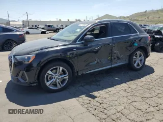 2020 Audi Q3 S line Premium with VIN WA1DECF35L1117748, listed as a Copart auction lot 52718865 with 33,847 mi miles and Clean Title. Bid and sale history available at carsss.com. Image 1.