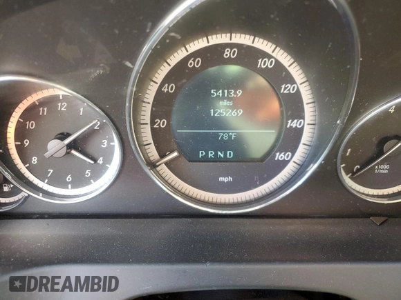 2010 Mercedes-Benz E-Class E 550 with VIN WDDKJ7CB1AF033072, listed as a Copart auction lot 48242735 with 125,269 mi miles and Salvage Title. Bid and sale history available at carsss.com. Image 9.