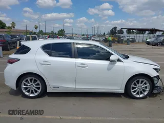 2011 Lexus CT 200h with VIN JTHKD5BH2B2035688, listed as a IAAI auction lot 42097298 with 78,234 mi miles and . Bid and sale history available at DreamBid. Image 14.