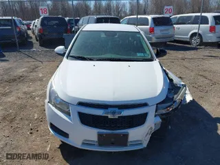 2014 Chevrolet Cruze 1LT with VIN 1G1PC5SB2E7260845, listed as a IAAI auction lot 41847899 with 87,720 mi miles. Bid and sale history available at carsss.com. Image 6.