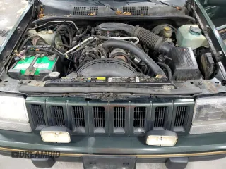 1995 Jeep Grand Cherokee Limited with VIN 1J4GZ78Y1SC516161, listed as a Copart auction lot 81288164 with 271,626 mi miles and Salvage Title. Bid and sale history available at carsss.com. Image 12.