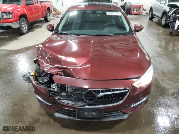 2018 Buick Regal Sportback Essence with VIN W04GP6SX5J1112001, listed as a Copart auction lot 86882544 with NaN miles and Salvage Title. Bid and sale history available at carsss.com. Image 5.