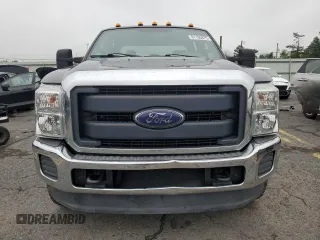 2016 Ford F-250 Lariat with VIN 1FT7W2B62GEC37984, listed as a Copart auction lot 61160875 with 117,284 mi miles and Salvage title. Bid and sale history available at DreamBid. Image 5.