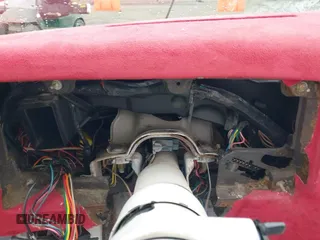 1984 Chevrolet Monte Carlo z VIN 1G1AZ37GXER150014, wystawiony jako IAAI lot #41739591 z przebiegiem Nie podano mil oraz . Historia ofert i sprzedaży dostępna na DreamBid. Obrazek 7.