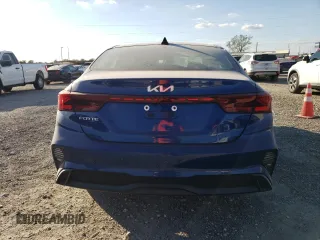 2024 Kia Forte LXS with VIN 3KPF24AD1RE819438, listed as a Copart auction lot 77982924 with 5,584 mi miles and Salvage Title. Bid and sale history available at carsss.com. Image 6.