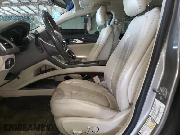 2016 Lincoln MKZ Hybrid with VIN 3LN6L2LU7GR606235, listed as a Copart auction lot 45915385 with 171,245 mi miles and Salvage Title. Bid and sale history available at carsss.com. Image 7.