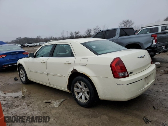 2007 Chrysler 300 Signature with VIN 2C3KA53G37H746643, listed as a Copart auction lot 86517794 with 203,832 mi miles and Salvage Title. Bid and sale history available at carsss.com. Image 2.