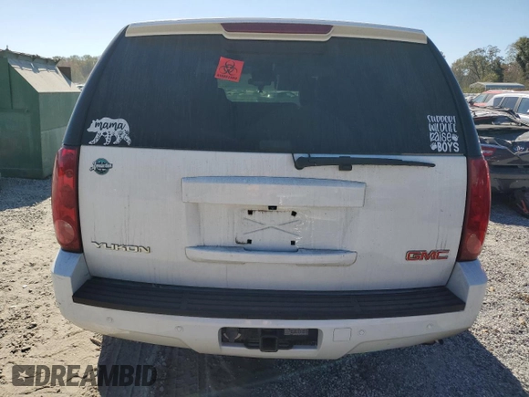 2007 GMC Yukon SLE with VIN 1GKFK13017J109923, listed as a Copart auction lot 77085954 with 214,986 mi miles and Salvage Title. Bid and sale history available at carsss.com. Image 6.